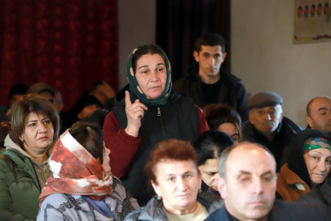 Şəki Şəhər İcra Hakimiyyətinin başçısı Elxan Usubov İbrahimkənd kəndinin sakinləri ilə görüşüb.
