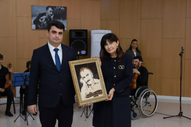 Şəkidə görkəmli kinorejissor Rasim Ocaqova həsr olunmuş “Sənətkar ömrü xatirələrdə” adlı kitabın təqdimatı ilə bağlı tədbir keçirilib