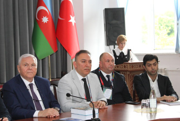Şəkidə Bəxtiyar Vahabzadə irsi və Türk dünyası dəyərlərinə həsr olunmuş beynəlxalq konfransın açılışı keçirilib