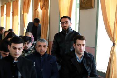 Şəki Şəhər İcra Hakimiyyətinin başçısı Elxan Usubov Aşağı Küngüt kəndində səyyar qəbul keçirib