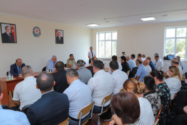 Şəki Şəhər İcra Hakimiyyətinin başçısı Elxan Usubov Köndələn kəndinin sakinləri ilə görüşüb