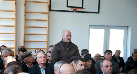 Şəki Şəhər İcra Hakimiyyətinin başçısı Elxan Usubov Əliyar kəndində səyyar qəbul keçirib