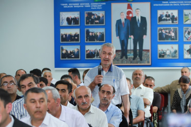 Şəki Şəhər İcra Hakimiyyətinin başçısı Elxan Usubov Baş Göynük kəndinin sakinləri ilə görüşüb