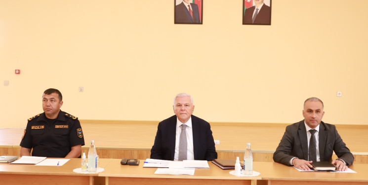 Şəki Şəhər İcra Hakimiyyətinin başçısı Elxan Usubov Cəyirli kəndində səyyar qəbul keçirib