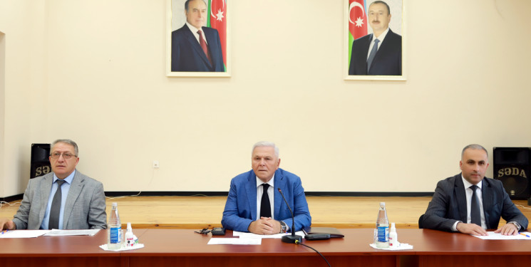 Şəki Şəhər İcra Hakimiyyətinin başçısı Cumakənd kəndində səyyar qəbul keçirib
