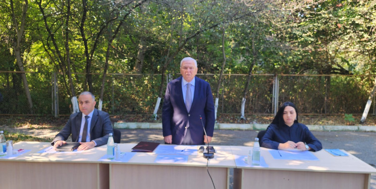 Şəki Şəhər İcra Hakimiyyətinin başçısı Elxan Usubov Qaradağlı kəndinin sakinləri ilə görüşüb