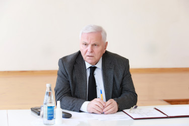 Şəki Şəhər İcra Hakimiyyətinin başçısı Elxan Usubov Qumux kəndinin sakinləri ilə görüşüb