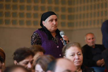 Şəki Şəhər İcra Hakimiyyətinin başçısı Elxan Usubov Çayqaraqoyunlu kəndinin sakinləri ilə görüşüb