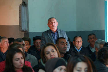 Şəki Şəhər İcra Hakimiyyətinin başçısı Elxan Usubov Cəfərabad kəndində səyyar qəbul keçirib