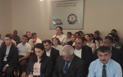 Şəki Şəhər İcra Hakimiyyətinin başçısı Elxan Usubov Çeşməli kəndində səyyar qəbul keçirib