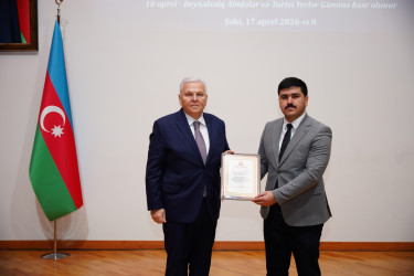 Şəkidə 18 aprel - Beynəlxalq Abidələr və Tarixi Yerlər Gününə həsr olunmuş tədbir keçirilib