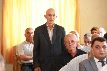 Şəki Şəhər İcra Hakimiyyətinin başçısı Elxan Usubov Aşağı Daşağıl kəndinin sakinləri ilə görüşüb