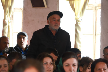 Şəki Şəhər İcra Hakimiyyətinin başçısı Elxan Usubov Sarıca kənd sakinləri ilə görüşüb